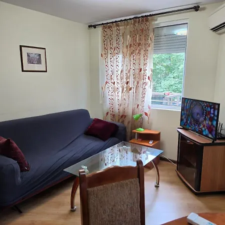 Διαμέρισμα Elegant 1br *